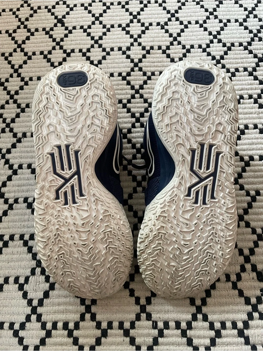 Kyrie Women's Navy and White Lightweight Basketball Sneakers